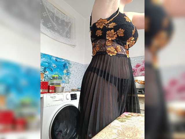Alenushka888 live cam on BongaCams