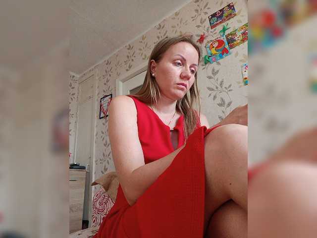Alenushka888 live cam on BongaCams