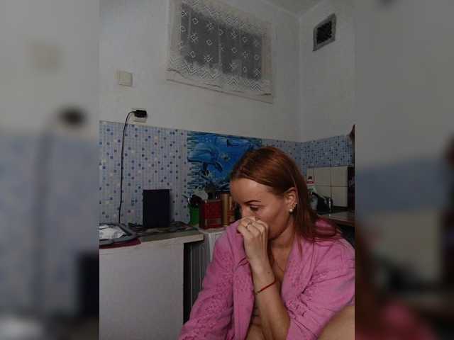 Alenushka888 live cam on BongaCams