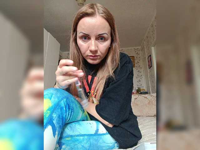 Alenushka888 live cam