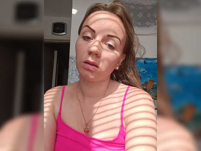 Alenushka888 live cam on BongaCams