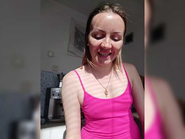 Alenushka888's BongaCams show and profile