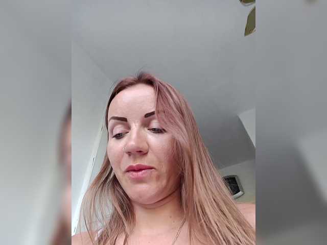 -NeZabudka live webcam show