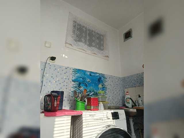 Alenushka888 live cam on BongaCams