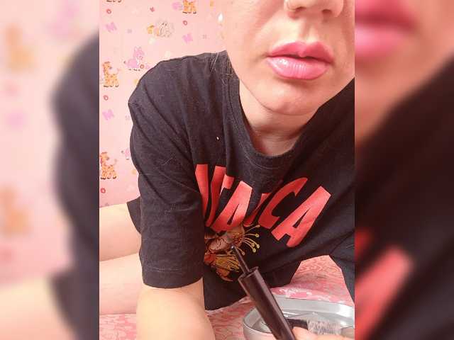Alenushka888 live cam on BongaCams