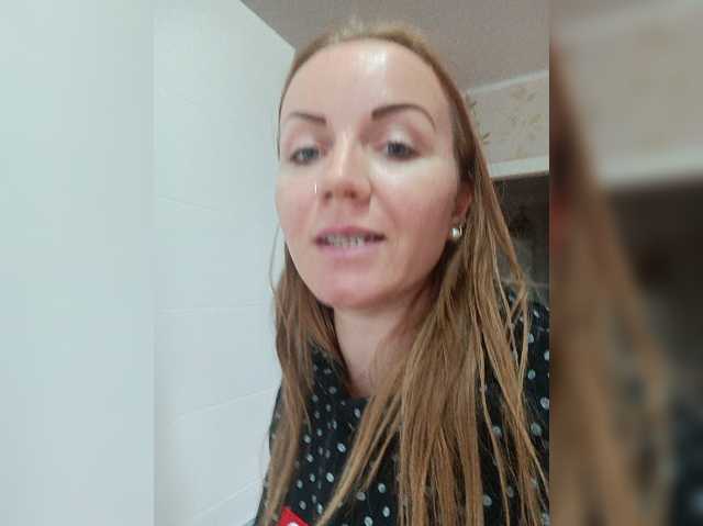 Alenushka888, en vivo ahora en BongaCams