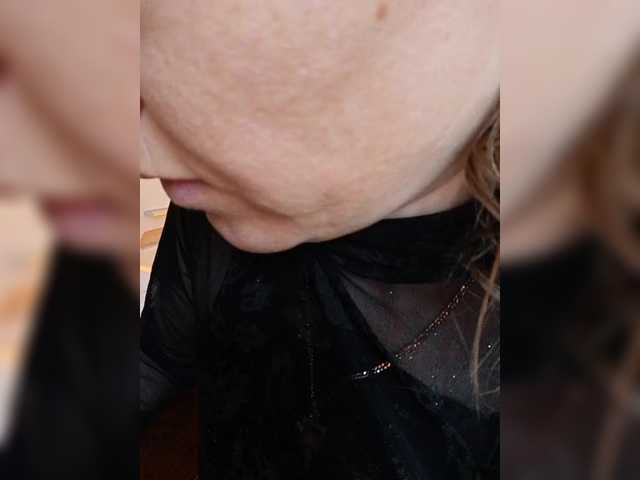 Alenushka888's BongaCams show and profile