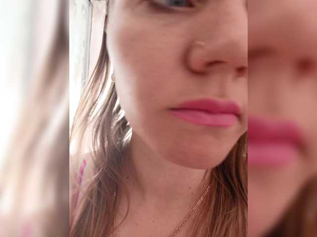 Alenushka888's BongaCams show and profile