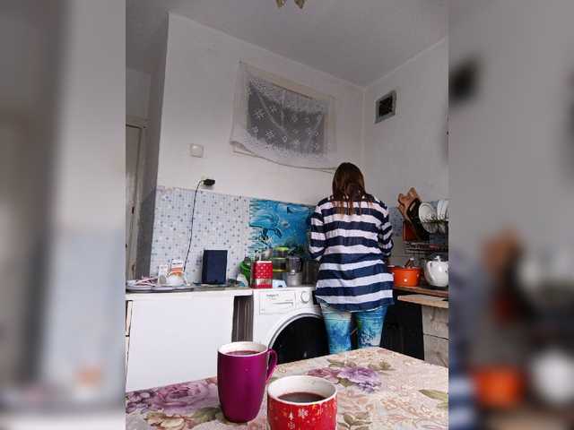 Alenushka888 live cam on BongaCams