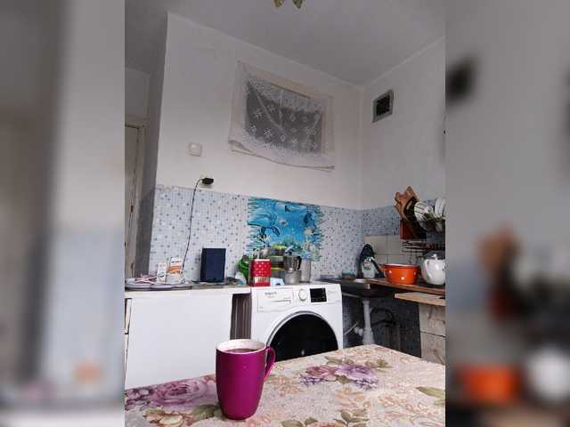 Alenushka888 live cam on BongaCams