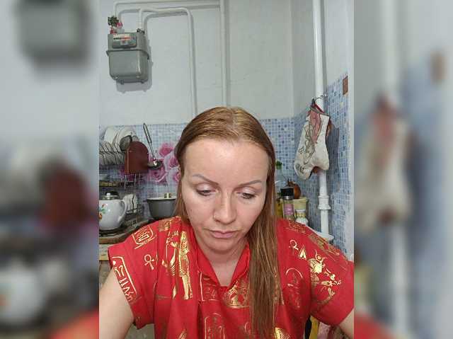 Alenushka888 live cam on BongaCams
