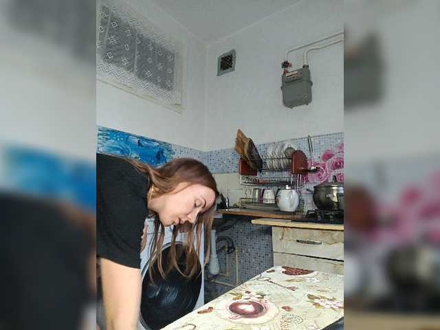 Alenushka888 live cam preview