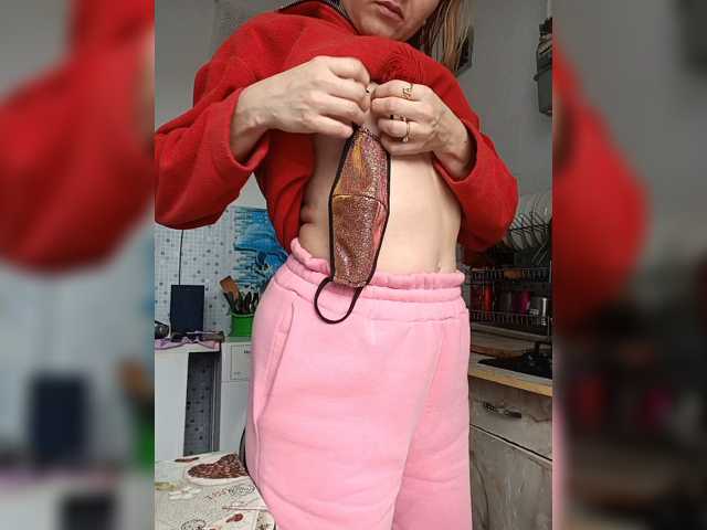 -NeZabudka live cam on BongaCams