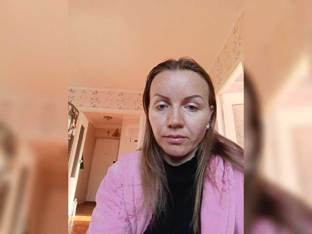 Alenushka888's BongaCams show and profile