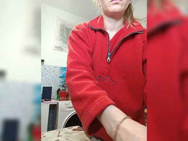 Alenushka888 live cam preview