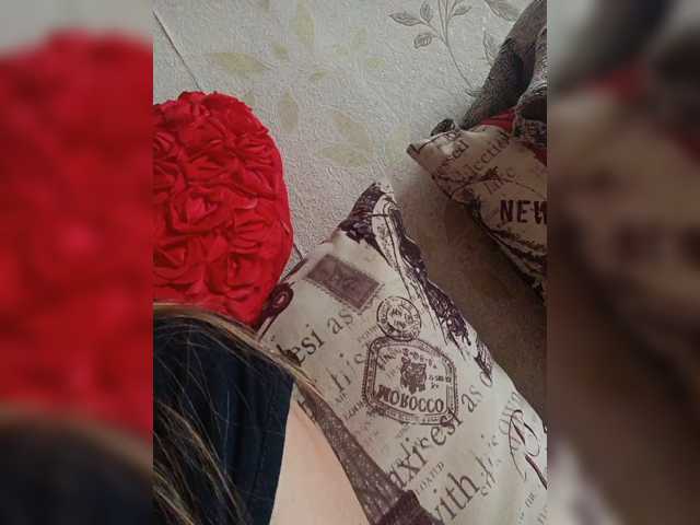 Alenushka888 live cam on BongaCams