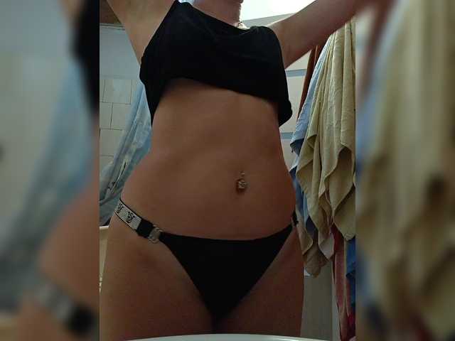 Alenushka888 live cam on BongaCams