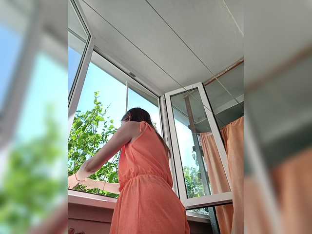 Alenushka888 live cam on BongaCams