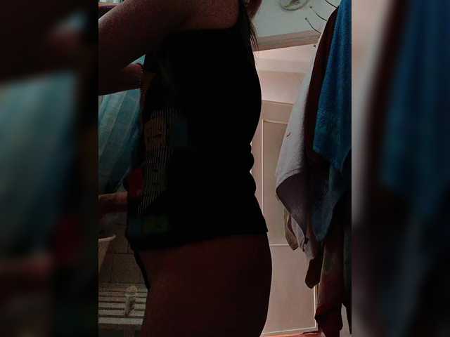 Alenushka888 live cam on BongaCams