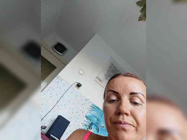 -nezabudka's cam show statistics and live stream
