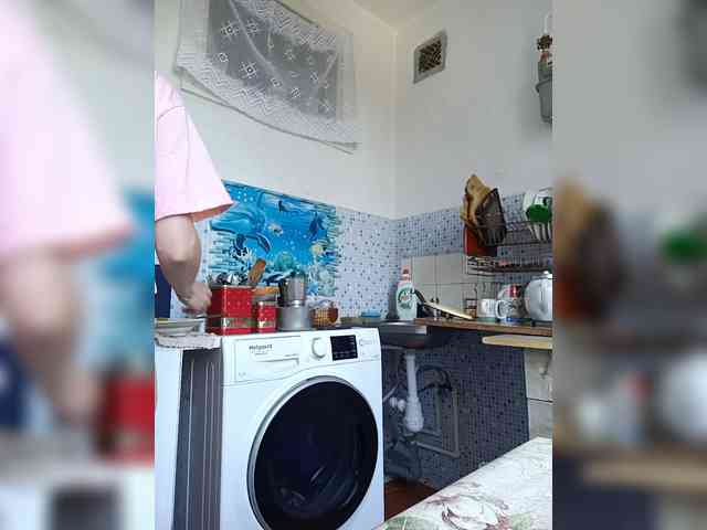 Alenushka888 Live Webcam on BongaCams