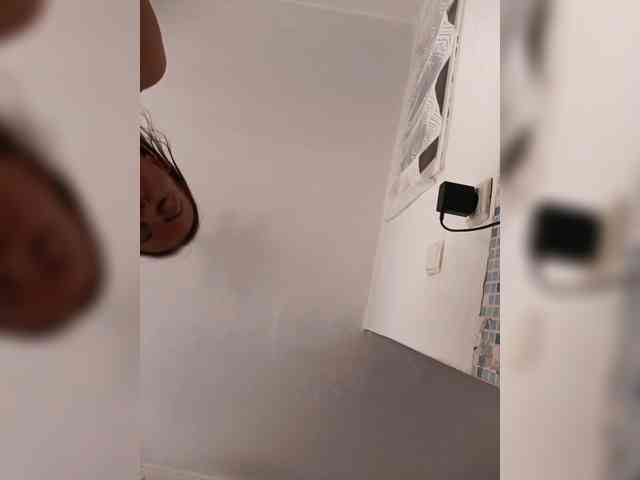 Alenushka888 Live Webcam on BongaCams