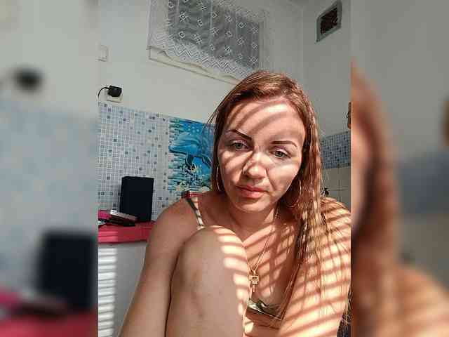 -nezabudka's cam show statistics and live stream