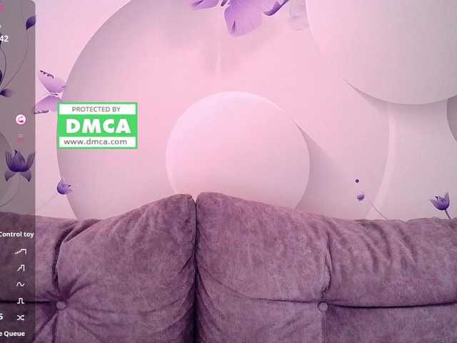 soulbody Live Cam on BongaCams