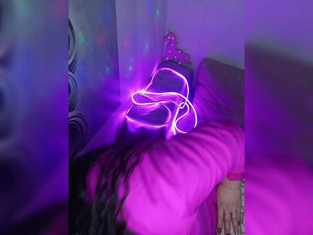 Brunetochkaaa live cam on BongaCams