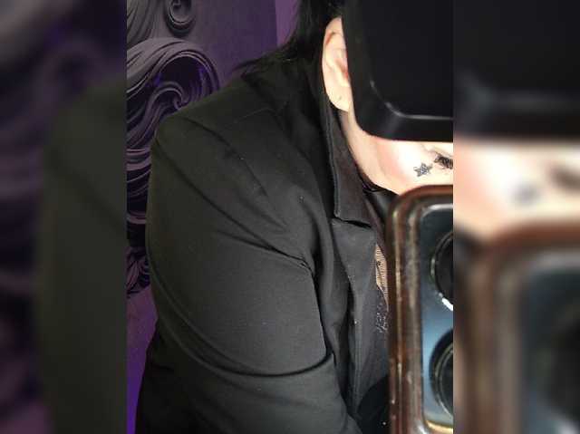 Brunetochkaaa live cam preview