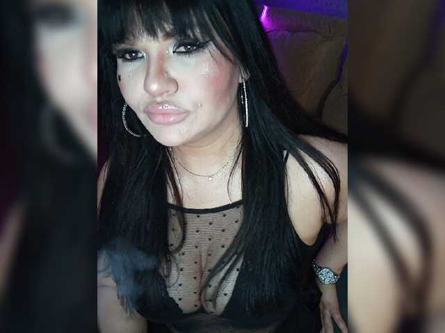 Brunetochkaaa live cam on BongaCams