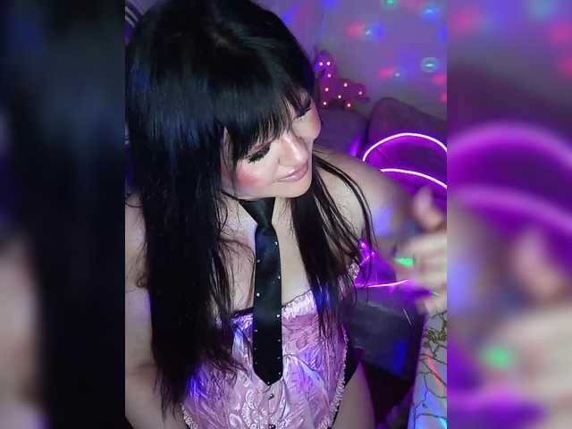 Brunetochkaaa live cam on BongaCams