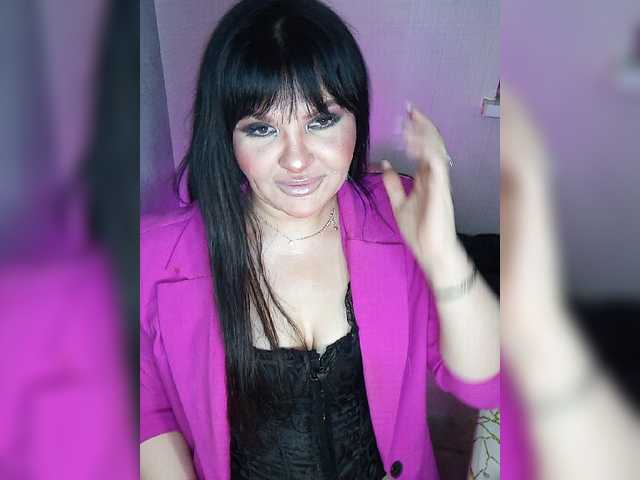 Brunetochkaaa live cam on BongaCams