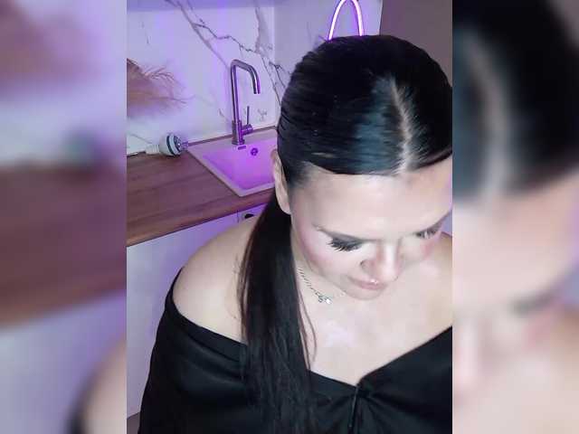 Brunetochkaaa live cam on BongaCams