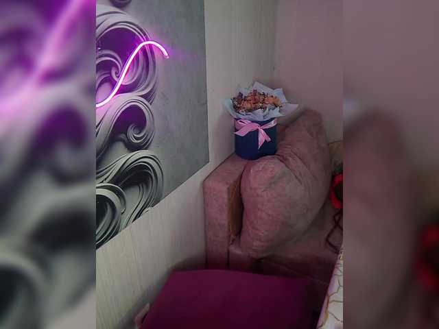 Brunetochkaaa's BongaCams show and profile