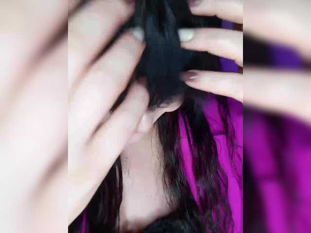 Brunetochkaaa live cam on BongaCams