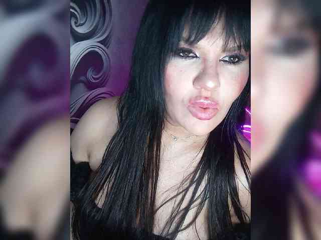 Brunetochkaaa webcam