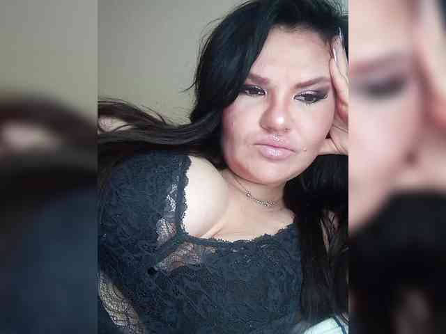 Brunetochkaaa webcam