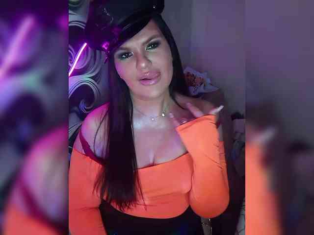 Brunetochkaaa webcam