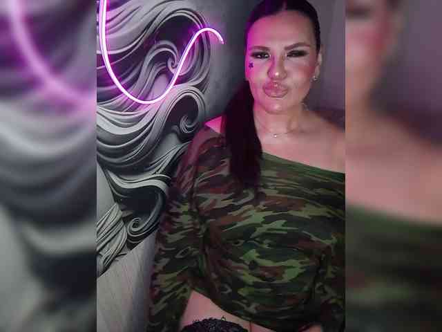 Brunetochkaaa webcam