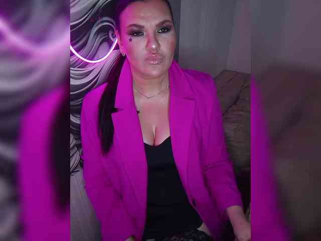 Brunetochkaaa webcam