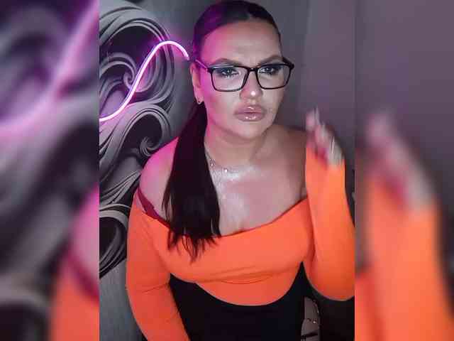 Brunetochkaaa webcam