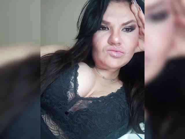 Brunetochkaaa webcam