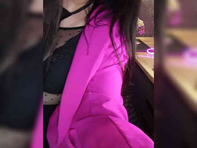 Brunetochkaaa webcam