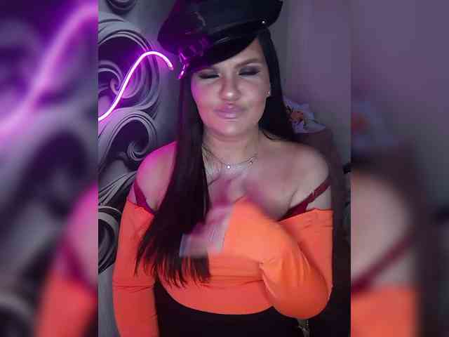 Brunetochkaaa webcam