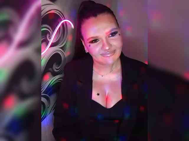 Brunetochkaaa webcam