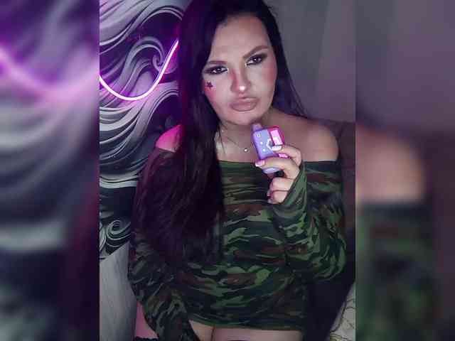 Brunetochkaaa webcam