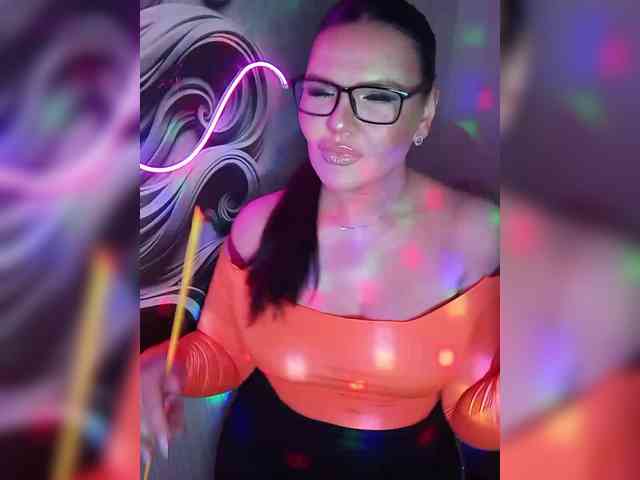 Brunetochkaaa webcam