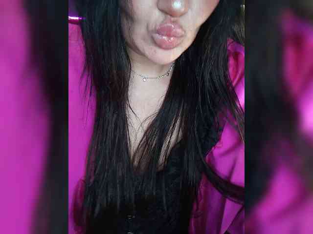 Brunetochkaaa webcam