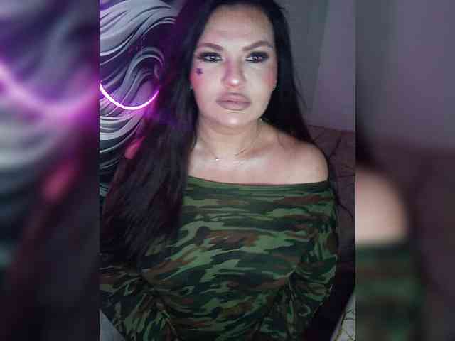 Brunetochkaaa webcam